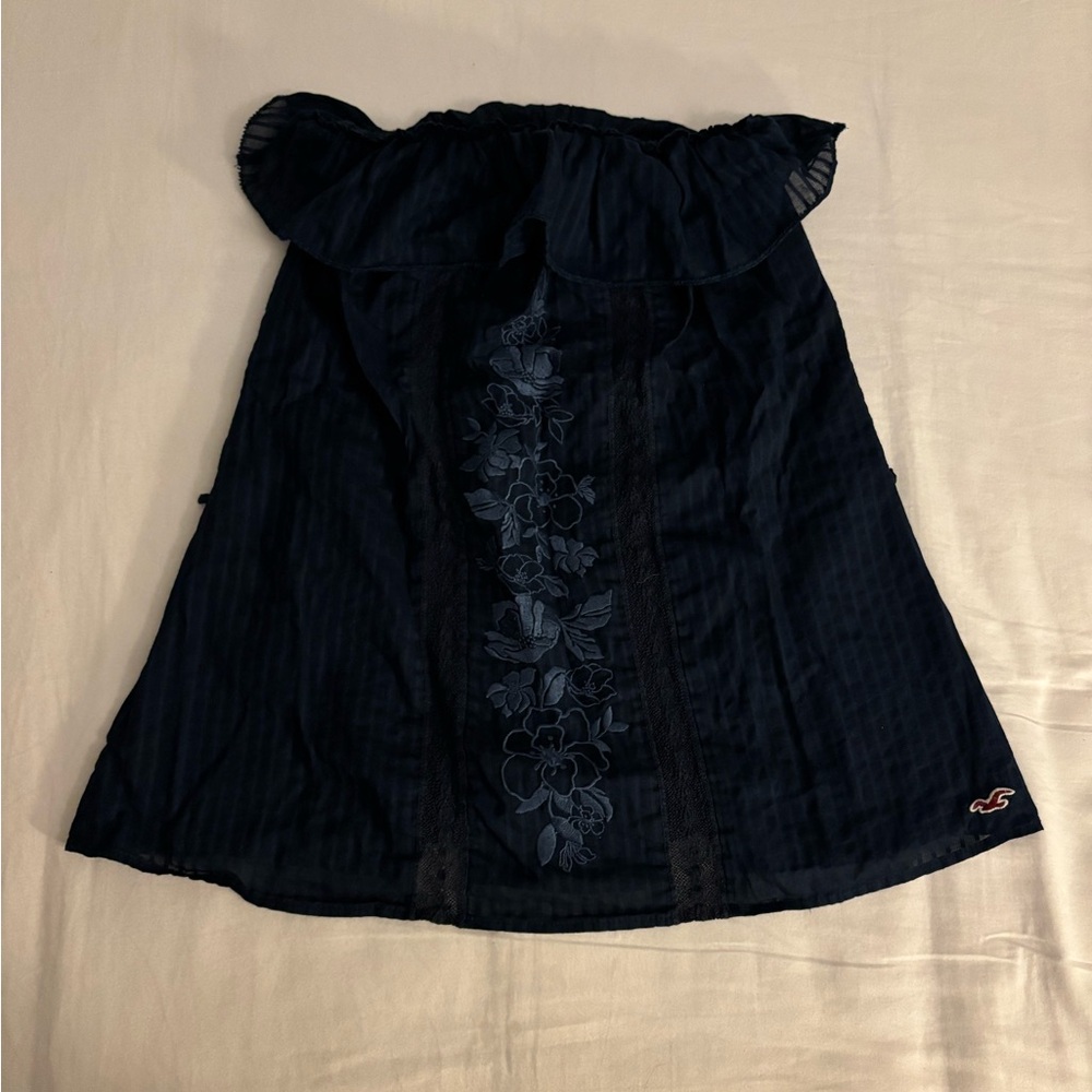 Hollister navy strapless ruffle top with floral embroidery